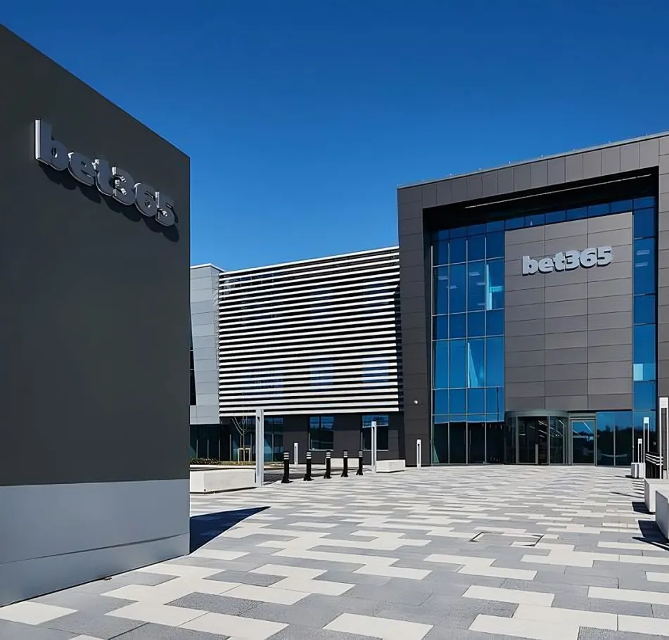 海上垂钓艰,终获满载而,好博体育,好博体育官网,HaoBo,SPORTS,好博体育中国官网,HaoBo体育平台,好博体育服务