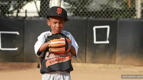 英超风云突变：豪门齐遭败绩，利物浦平局中寻突破，双方各有所获